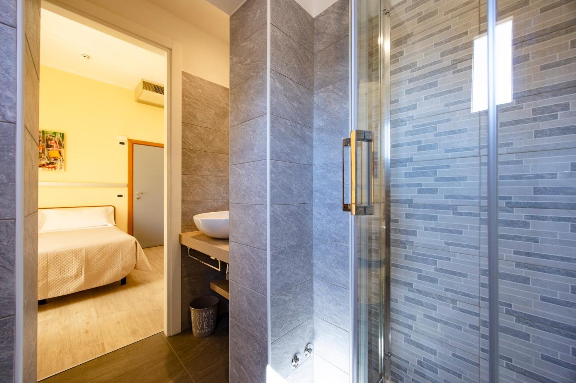 Hotel Paola Garden - Nuova Gestione Bellariva Di Rimini Luaran gambar