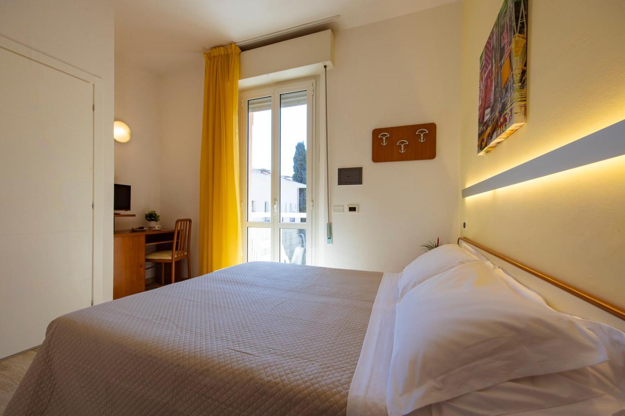 Hotel Paola Garden - Nuova Gestione Bellariva Di Rimini Luaran gambar