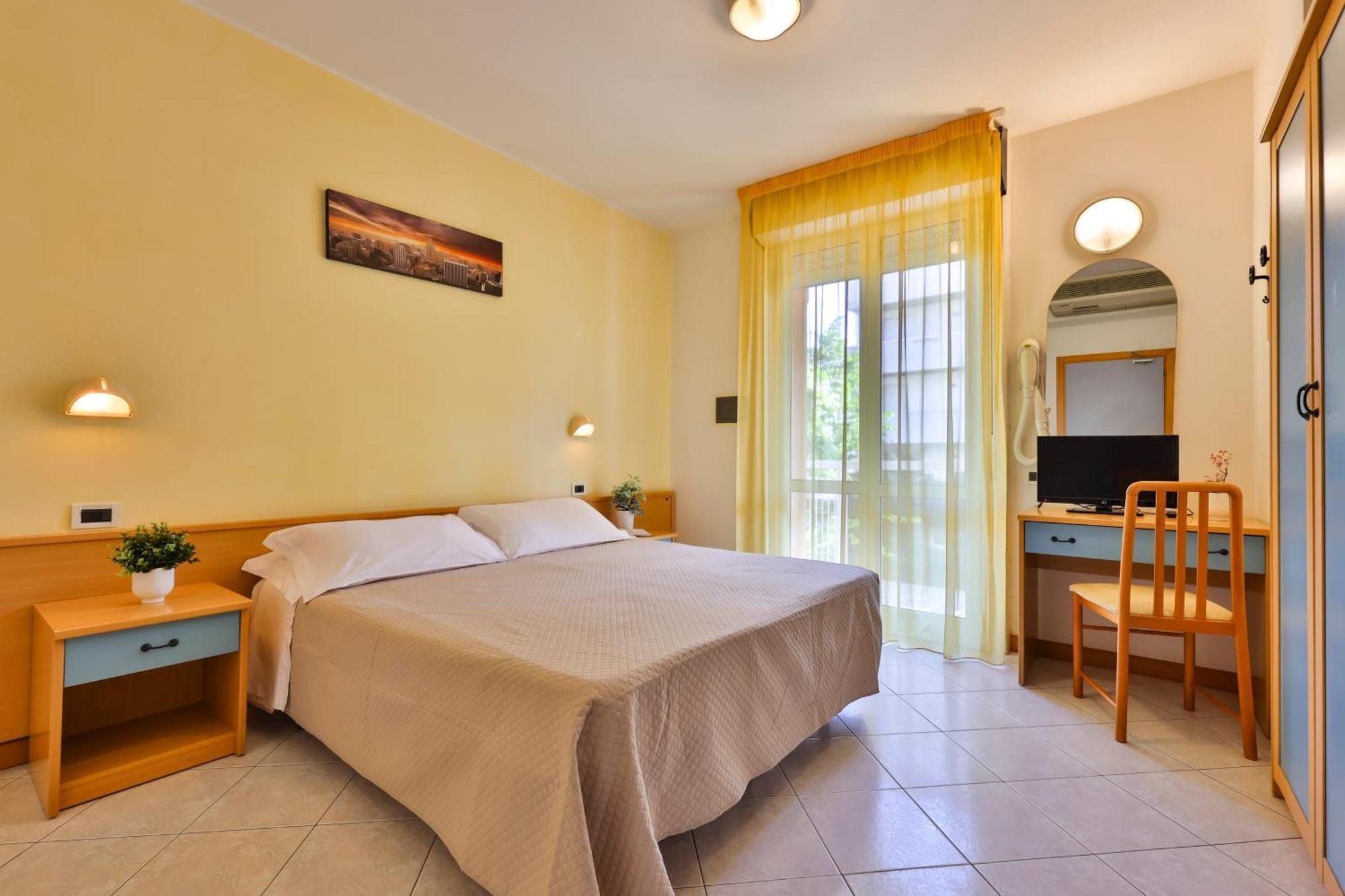 Hotel Paola Garden - Nuova Gestione Bellariva Di Rimini Luaran gambar