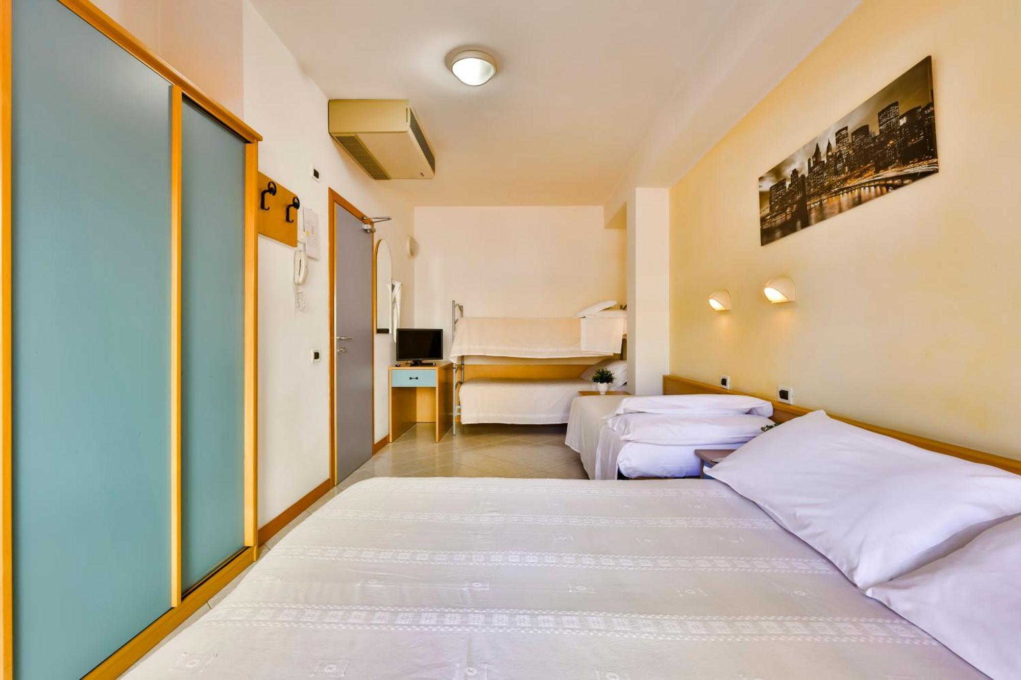 Hotel Paola Garden - Nuova Gestione Bellariva Di Rimini Luaran gambar