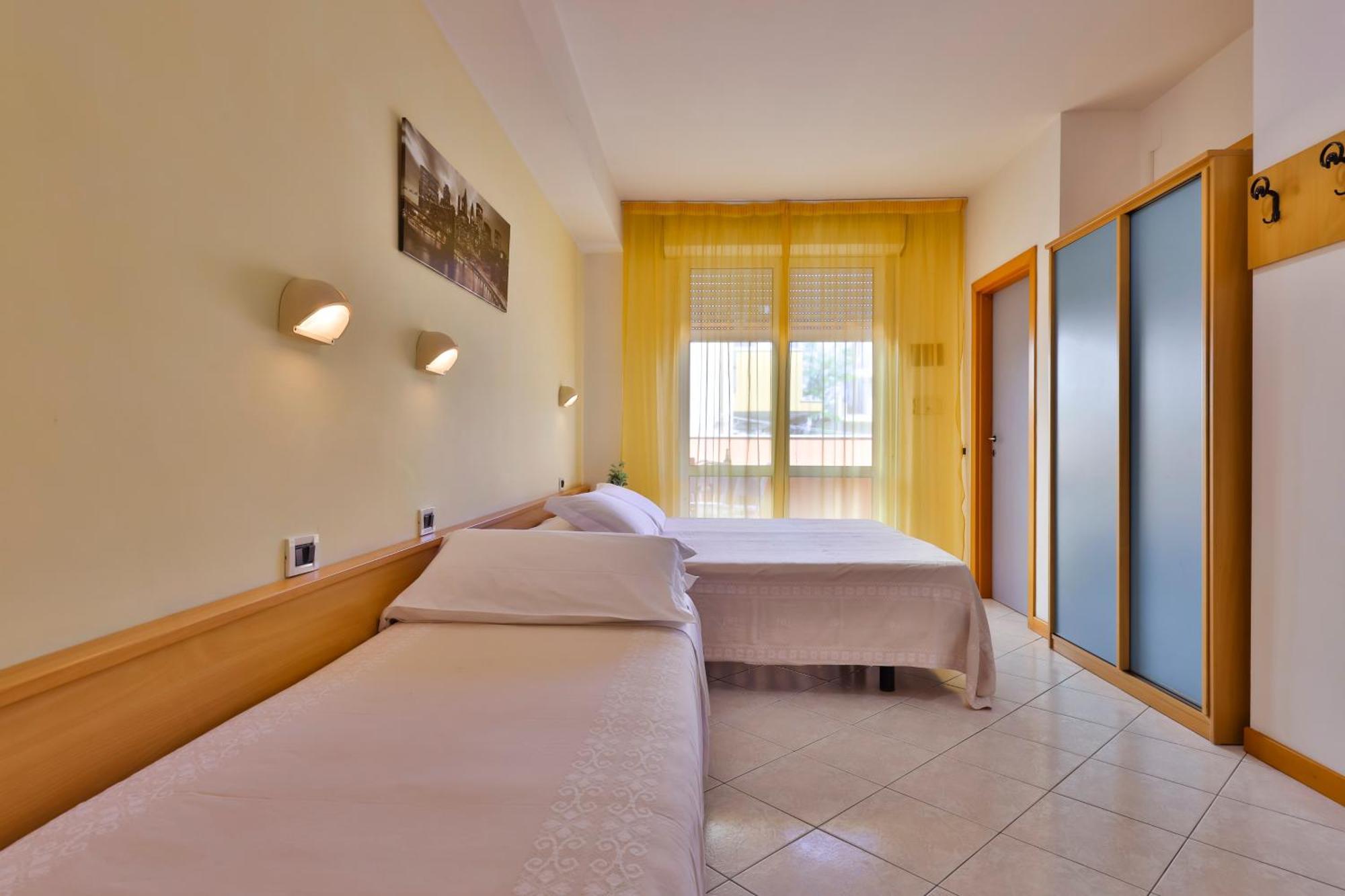 Hotel Paola Garden - Nuova Gestione Bellariva Di Rimini Luaran gambar