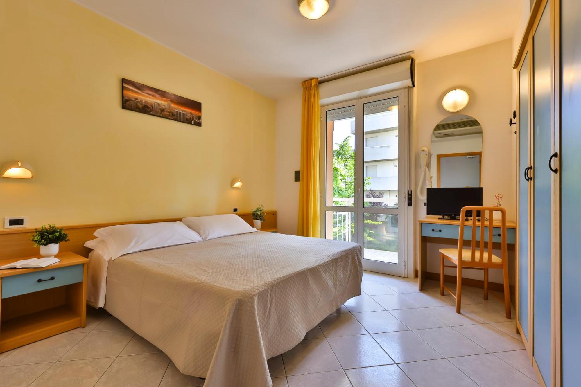 Hotel Paola Garden - Nuova Gestione Bellariva Di Rimini Luaran gambar