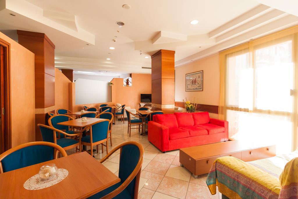 Hotel Paola Garden - Nuova Gestione Bellariva Di Rimini Luaran gambar