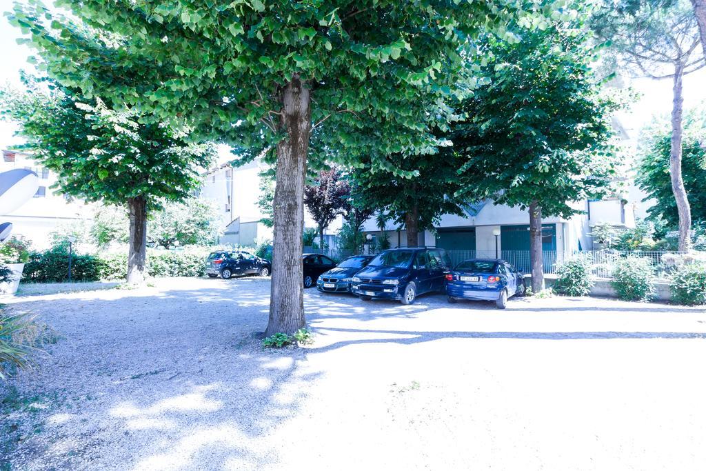 Hotel Paola Garden - Nuova Gestione Bellariva Di Rimini Luaran gambar